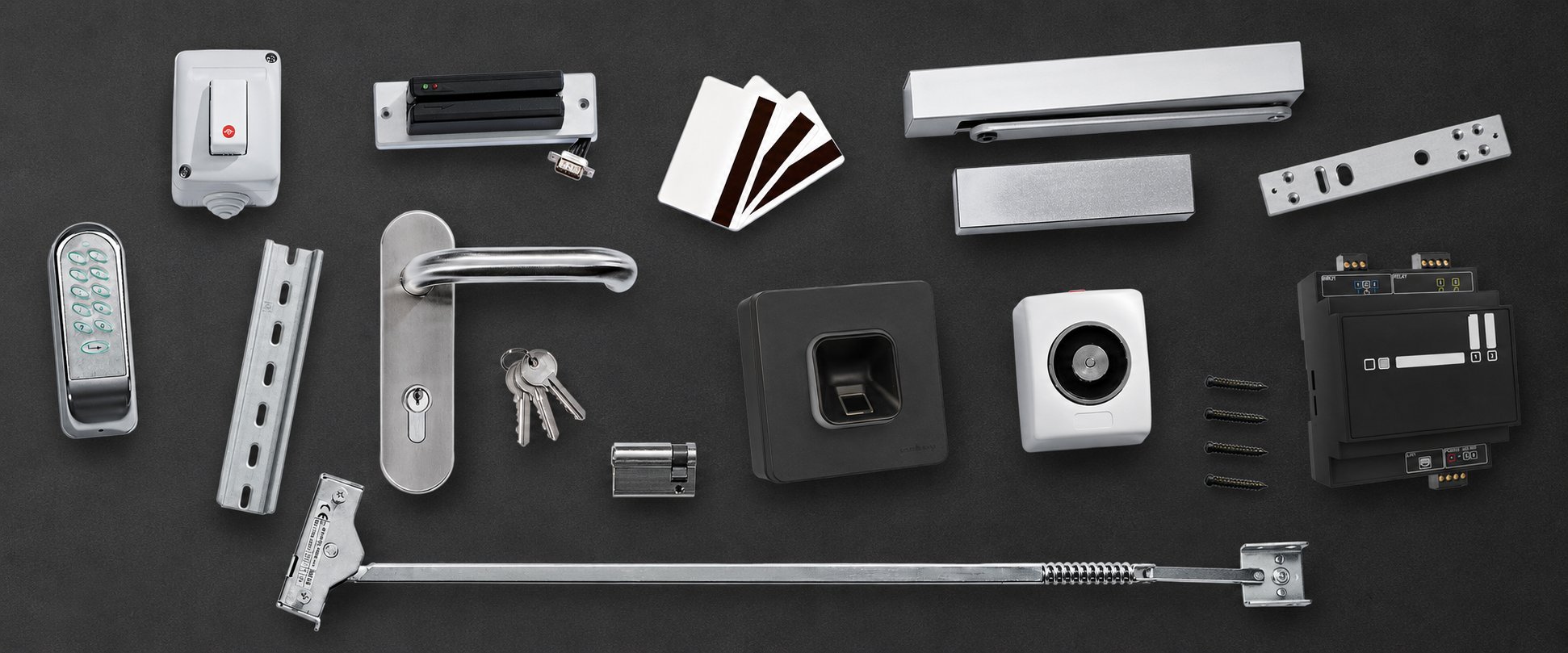 Accesorii NINZ pentru usi metalice